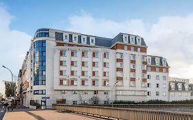 Adagio Access Paris Porte De Charenton 2*